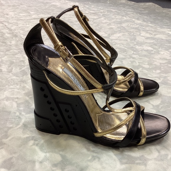 Prada Metallic Gold and Black Cross-Strap Sandals - Picture 2 of 5